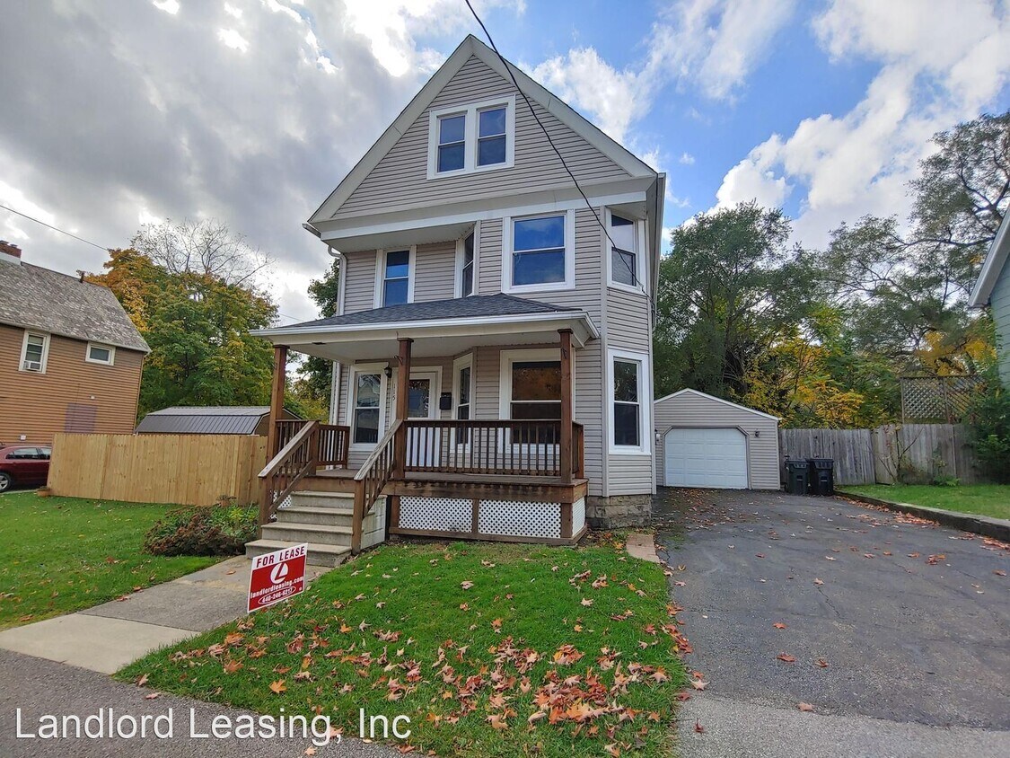 Primary Photo - 5 br, 2 bath House - 115 Water Street