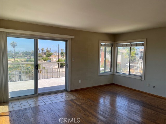 Foto del edificio - 3833 Lamont St