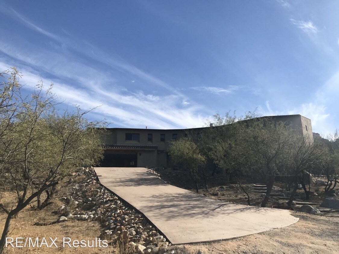Foto principal - 3 br, 3 bath House - 5240 E Golder Ranch