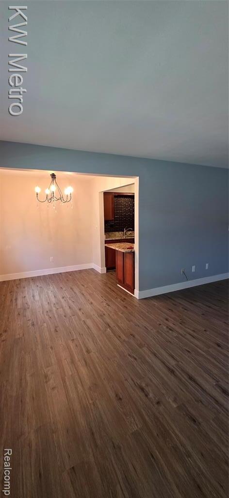 Building Photo - 403 Riviera Dr