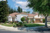 Primary Photo - 1361 Crescent Dr