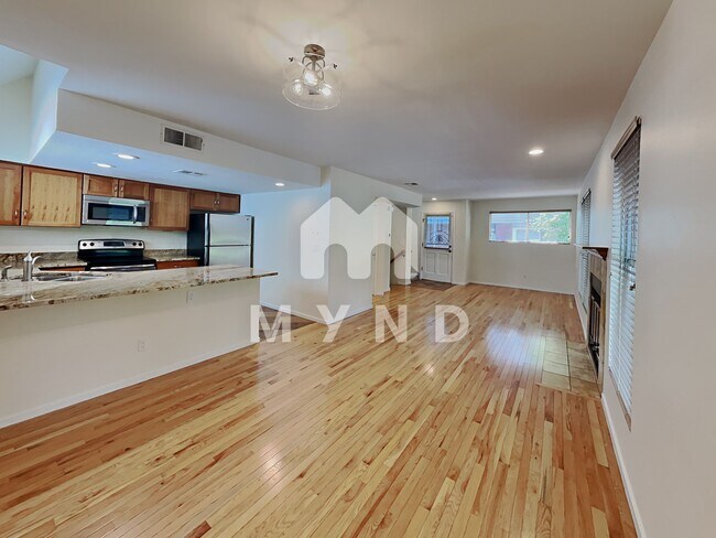 Building Photo - 1030 N Jersey St Unit 1