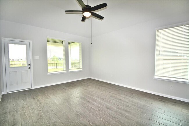 Building Photo - 6602 Canary Knl Ct