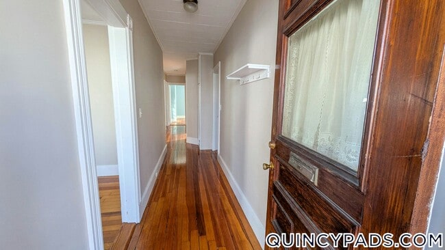 Building Photo - 37 Glover Ave