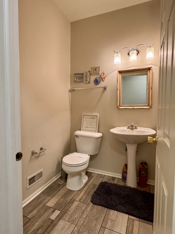 Foto del edificio - 11319 Maplewood Dr