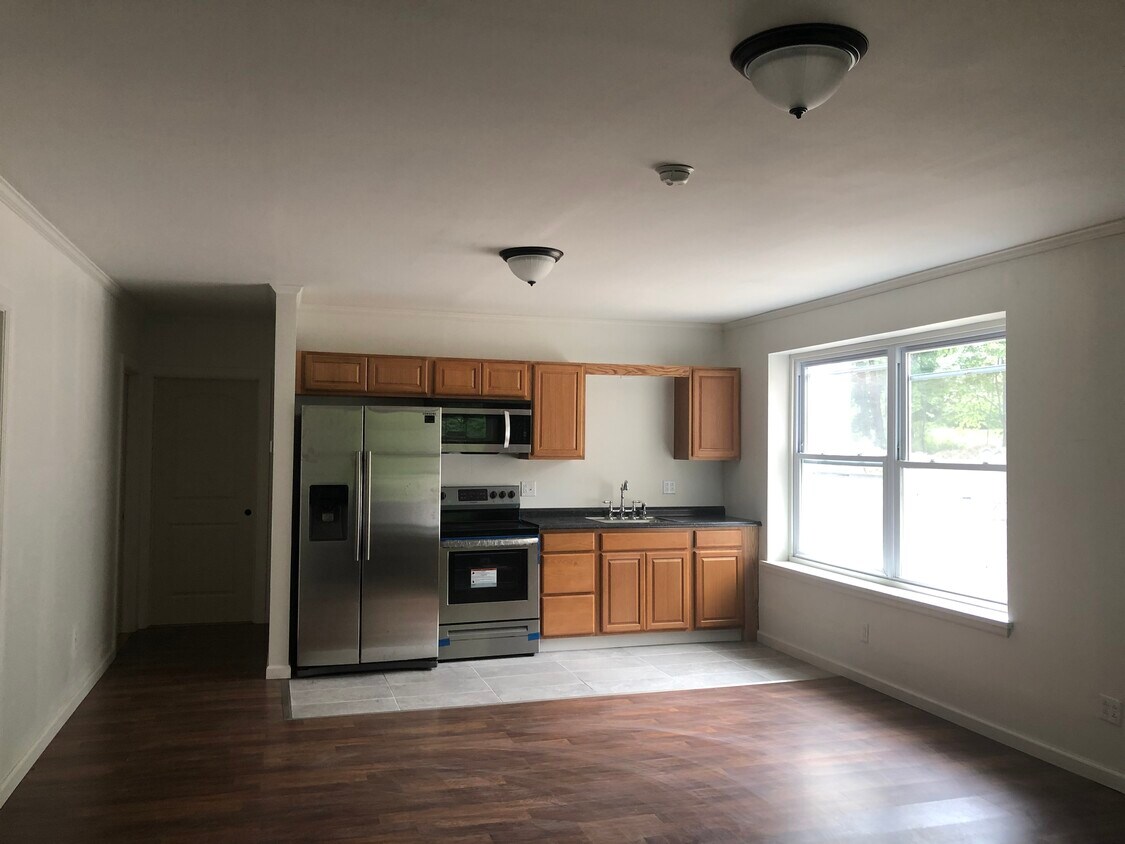Foto principal - 306 Highland Rd