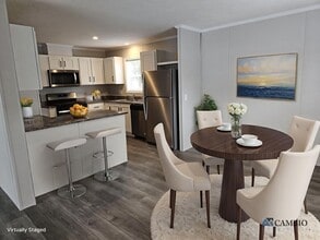 Building Photo - 9614 Seaway Dr