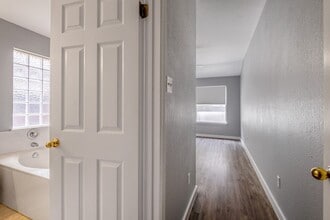 Building Photo - 3413 Ruby Red Dr