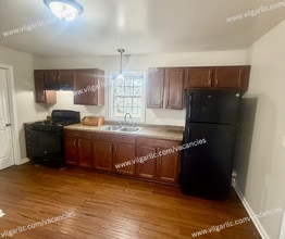 Building Photo - 7701 Bigger St