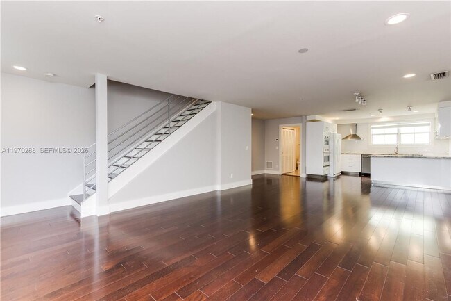 Foto del edificio - 623 NE 8th Ave