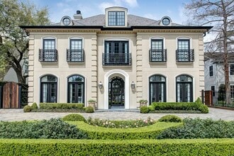 Building Photo - 3440 Locke Ln