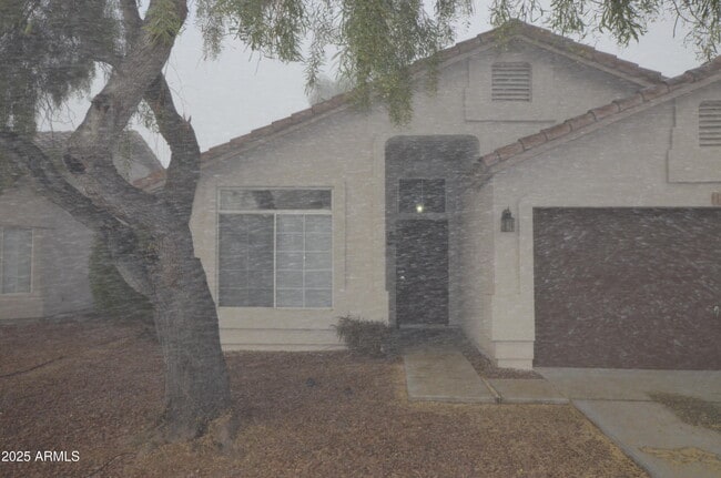 Building Photo - 1608 S 82nd Dr