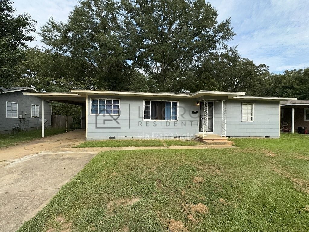 Photo - 3030 Oak Forest Drive