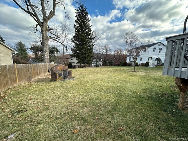 Foto del edificio - 65 New York Ave