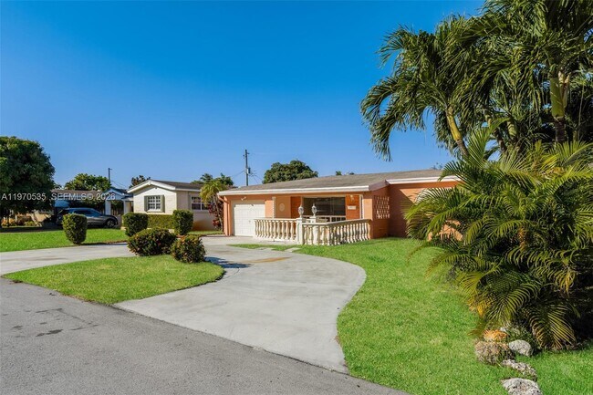 Foto del edificio - 7619 Kismet St