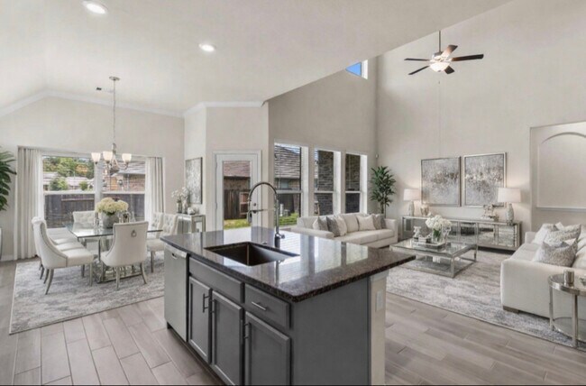 Building Photo - 4420 Mimic Dr