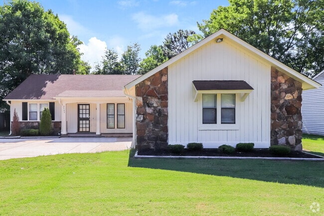 Building Photo - 2705 Van Leer Dr