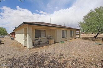 Building Photo - 4015 N Estrella Rd
