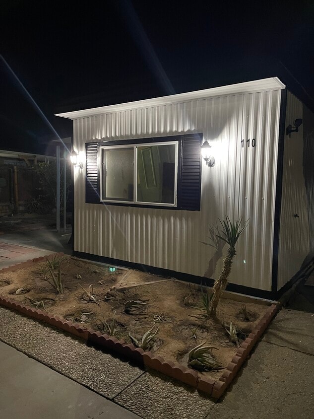 Primary Photo - 110 Camp Fire Dr