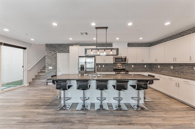 Building Photo - 2240 Element Way