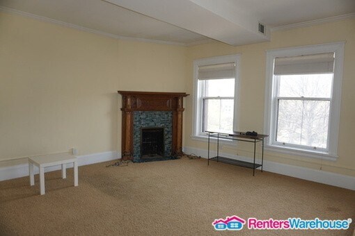 Foto del edificio - 596 Summit Ave