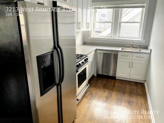 Foto del edificio - 3213 W Armitage Ave