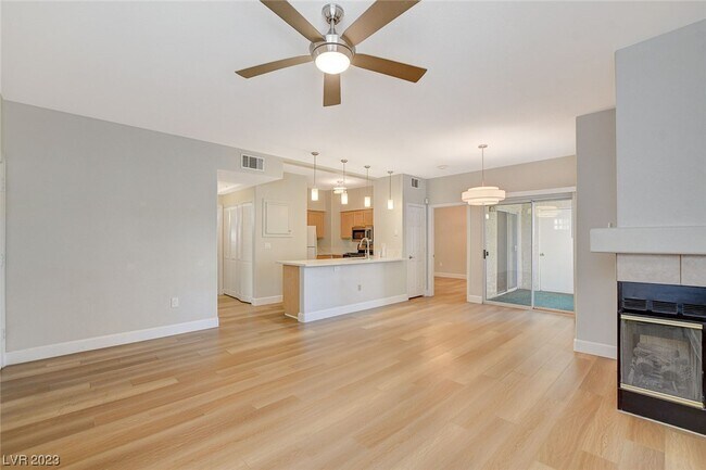 Building Photo - 2251 Wigwam Pkwy