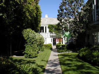 main courtyard and koi pond - 1238 N Crescent Heights Blvd