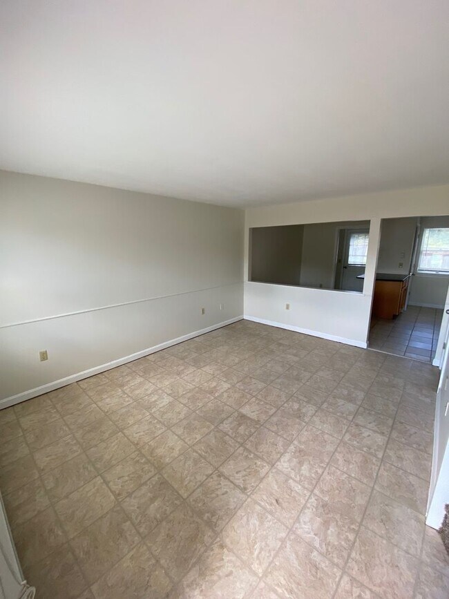 Foto del edificio - 2 Bedroom Apartment for Rent in Rochester, NH!