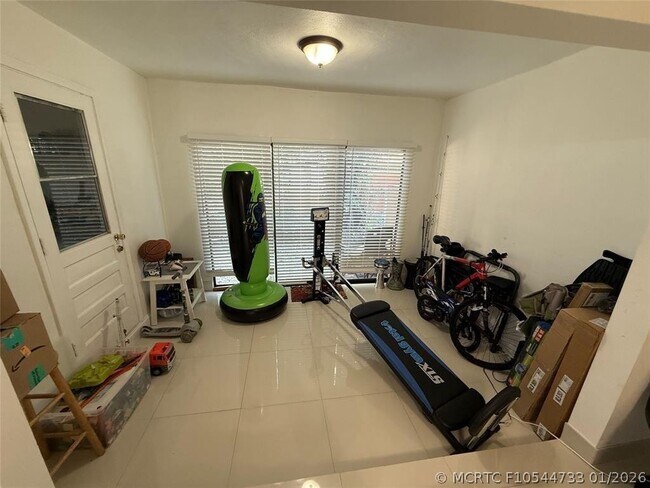 Foto del edificio - 4722 Sheridan St