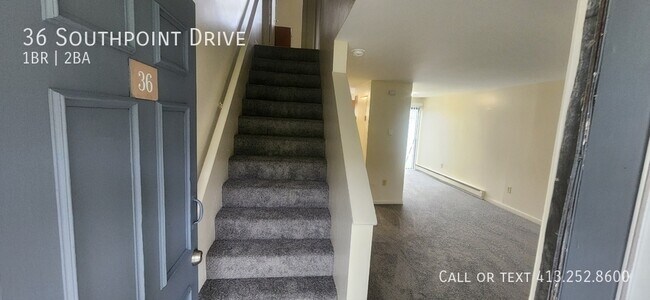 Foto del edificio - 36 Southpoint Dr