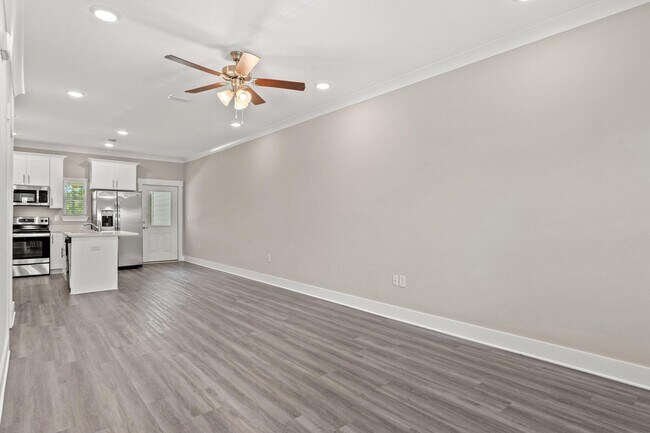 Building Photo - 131 N Sand Palm Rd