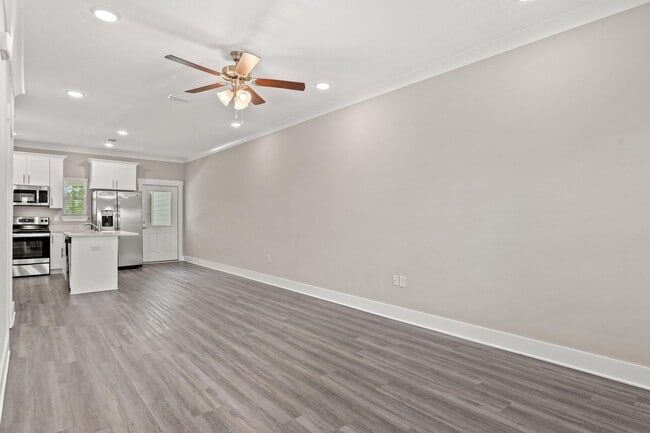 Building Photo - 146 N Sand Palm Rd