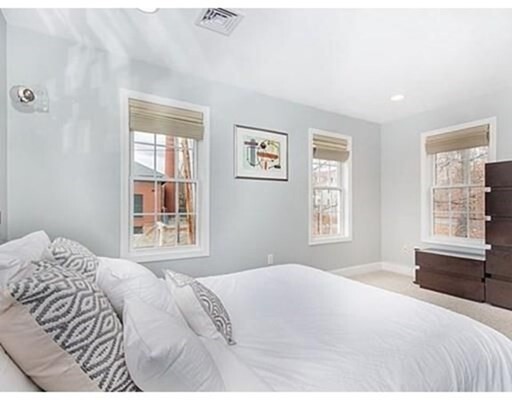 Building Photo - 40 Brattle St