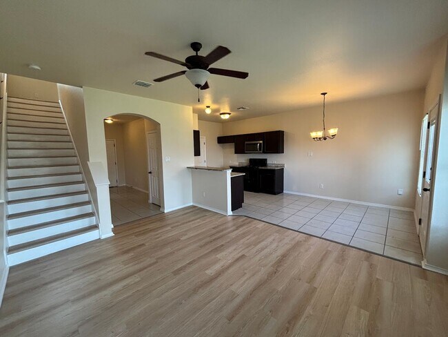 Foto del edificio - 8711-8713 Pensive Dr