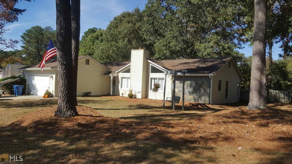 Primary Photo - 110 Rockspray Ridge