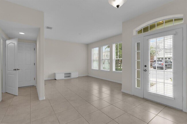 Foto del edificio - 1041 Laurel Ridge Ln