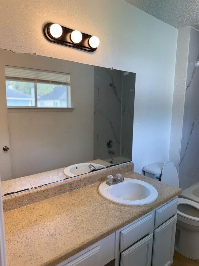 Foto del edificio - 812 Jefferson Ave