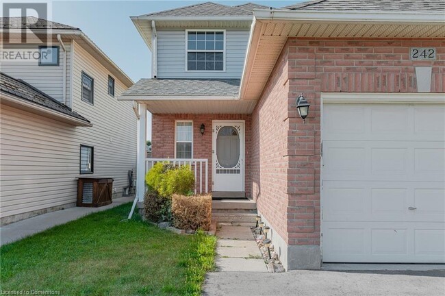 Building Photo - 242 Hilltop Dr