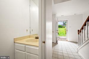 Building Photo - 132 Pinecrest Ln