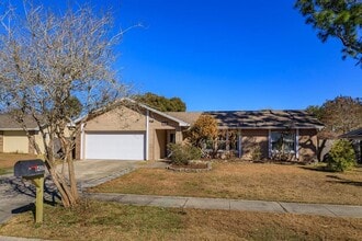 Building Photo - 8437 Alveron Ave