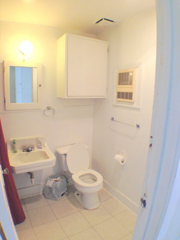 Foto del edificio - 906 W. 22nd Street Duplex