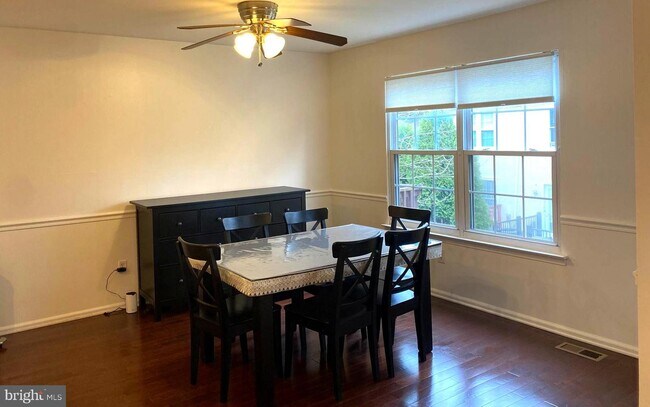 Foto del edificio - 6 Pin Oak Ct