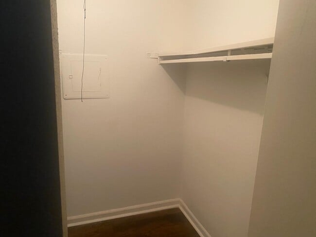 Building Photo - 9546 Windswept Ln