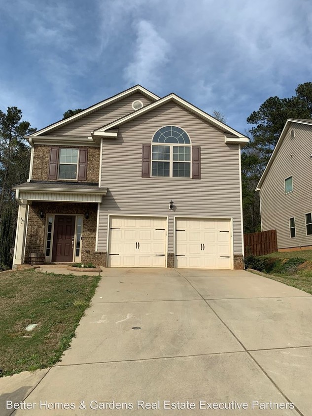 Primary Photo - 4 br, 3 bath House - 472 Lory Lane