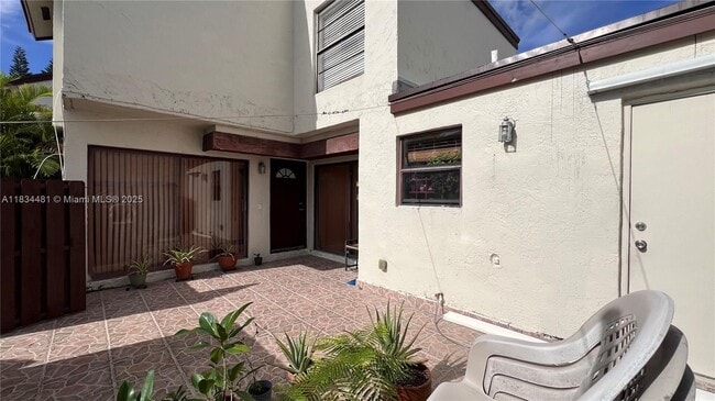 Building Photo - 9807 NW 4th Terrace