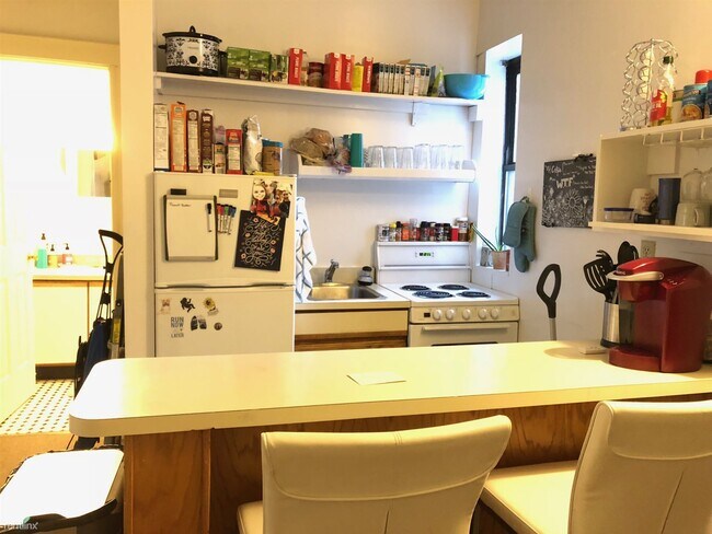 Foto del edificio - 2 br, 1 bath Apartment - 838 Beacon St