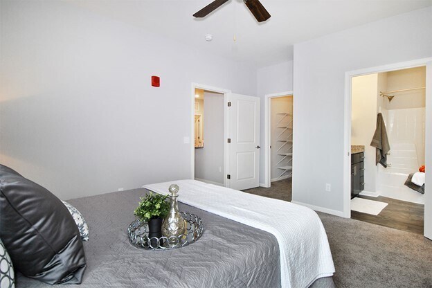 master suite - 800 Tosomock Cir