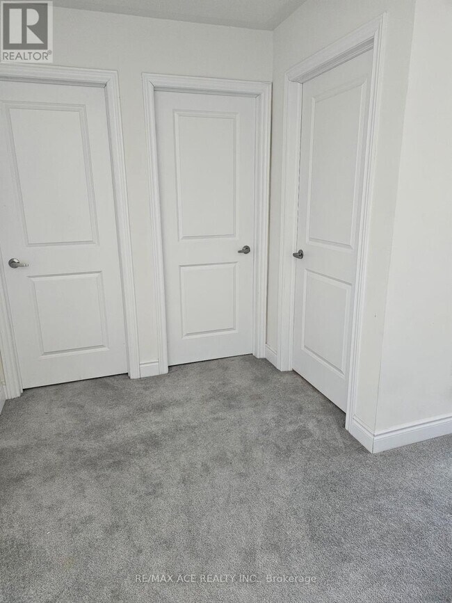 Building Photo - 37 Union Blvd