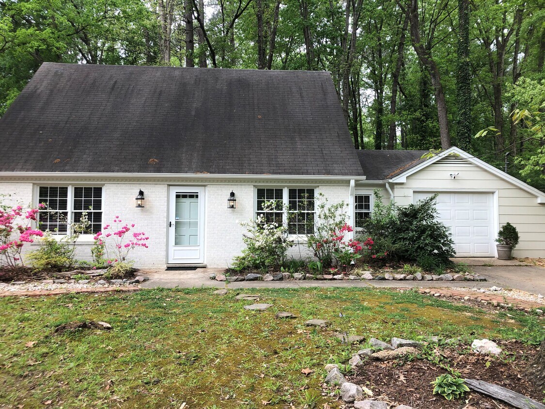 Primary Photo - 1501 Miriam Ave